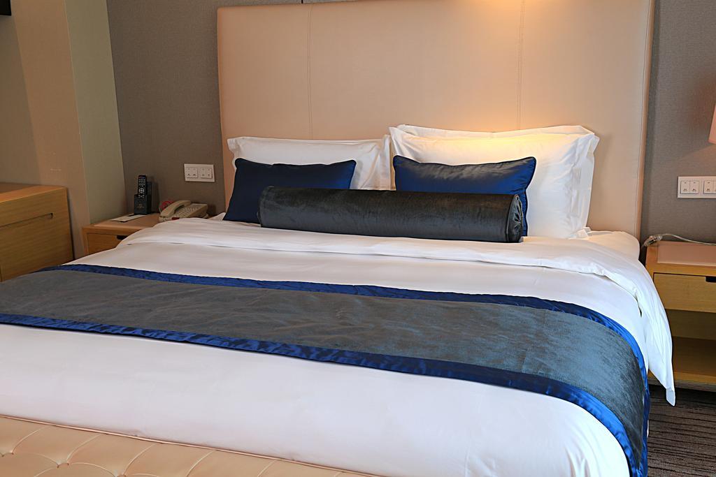 Guangzhou Changfeng Gloria Plaza Hotel Habitación foto